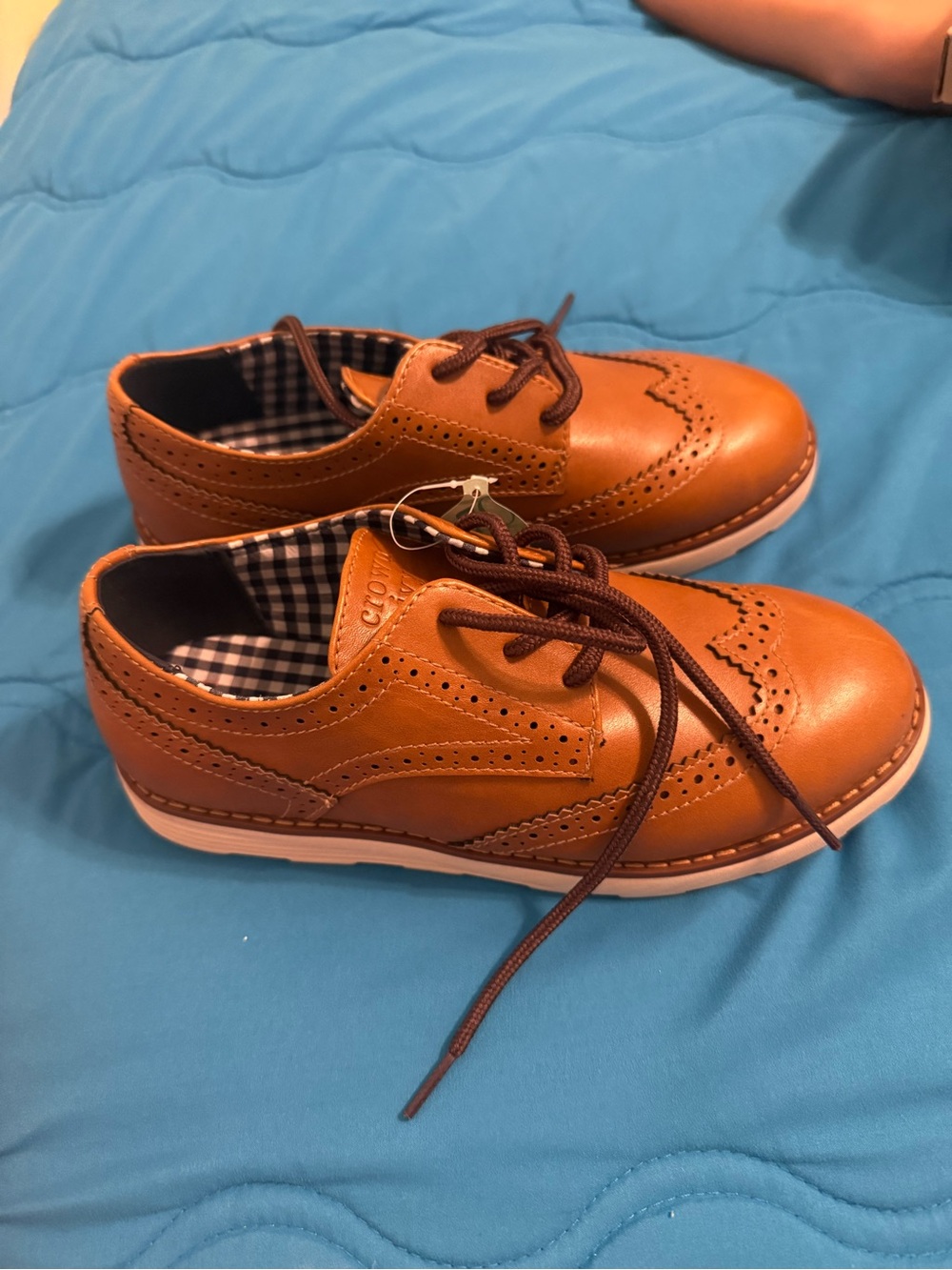 Crown & Ivy Boy’s ' Gabriel wingtip Oxford shoes Cognac NWT Size 4